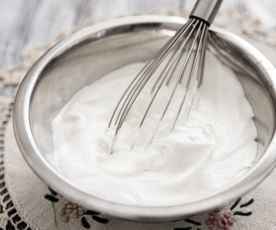 Tận dụng Whipping Cream bị tách nước để làm bơ cực hấp dẫn